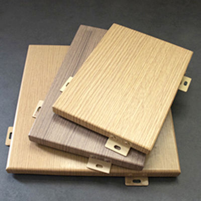 Mua Các tấm tường nhôm phủ PVDF tùy chỉnh Màu gỗ cho trang trí nội thất / bên ngoài online manufacture